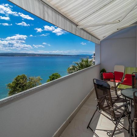 Lovely Apartment In Selce With House Sea View Zewnętrze zdjęcie