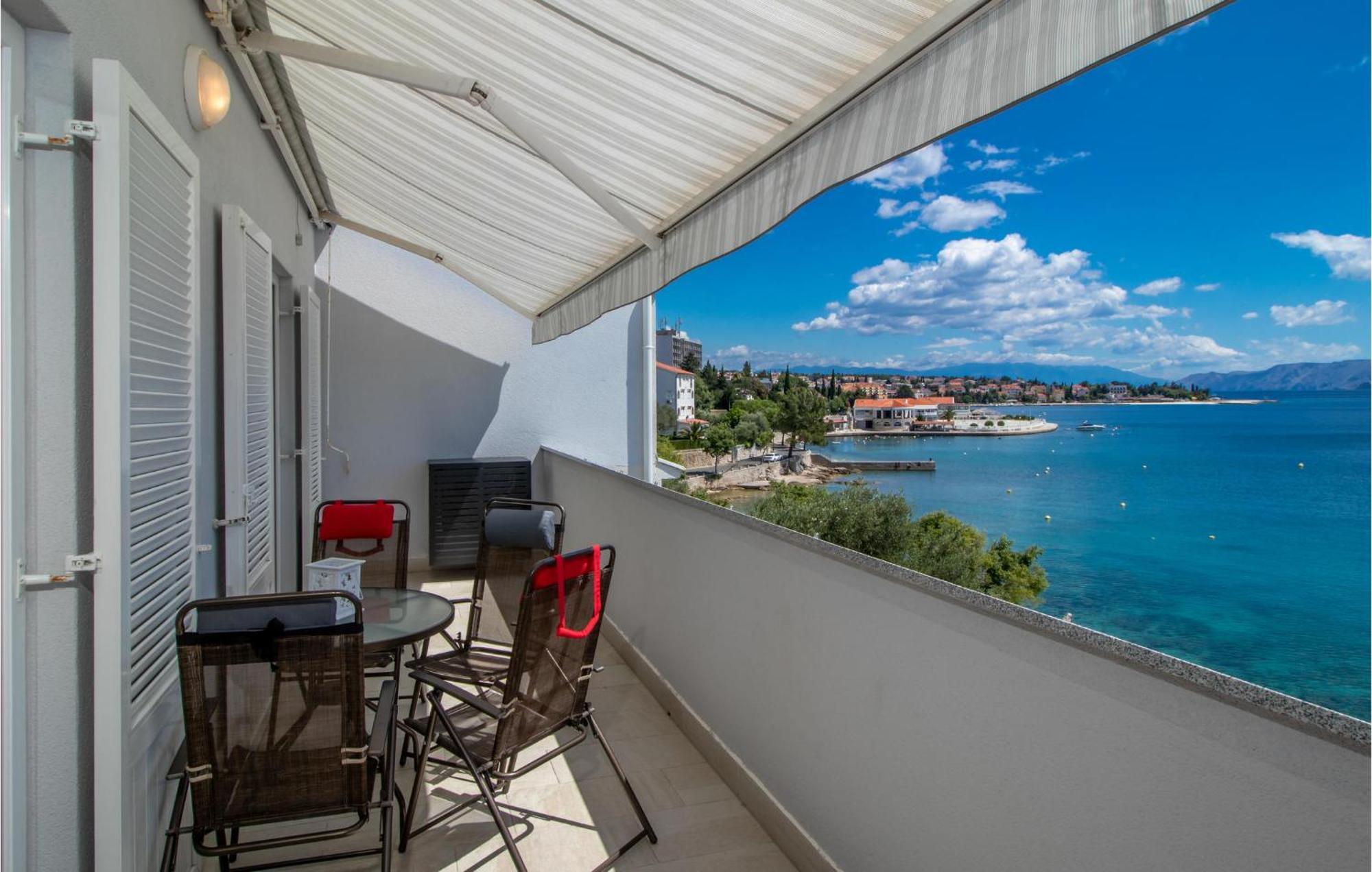 Lovely Apartment In Selce With House Sea View Zewnętrze zdjęcie
